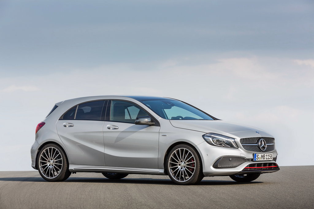 Revisión del hatchback Mercedes-Benz Clase A W176