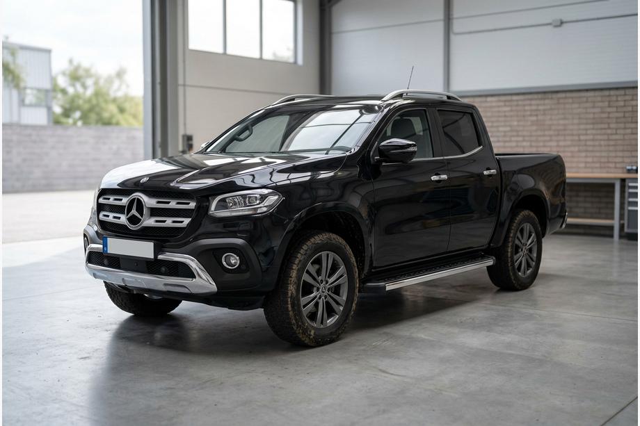 Mercedes X class 2017-2020 Estribos Laterales BlackLine (2 uds., Aluminio) Image