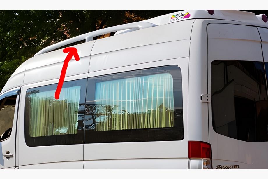 Peugeot Boxer 2006-2025 Barras de techo (imprimadas para pintar) Image