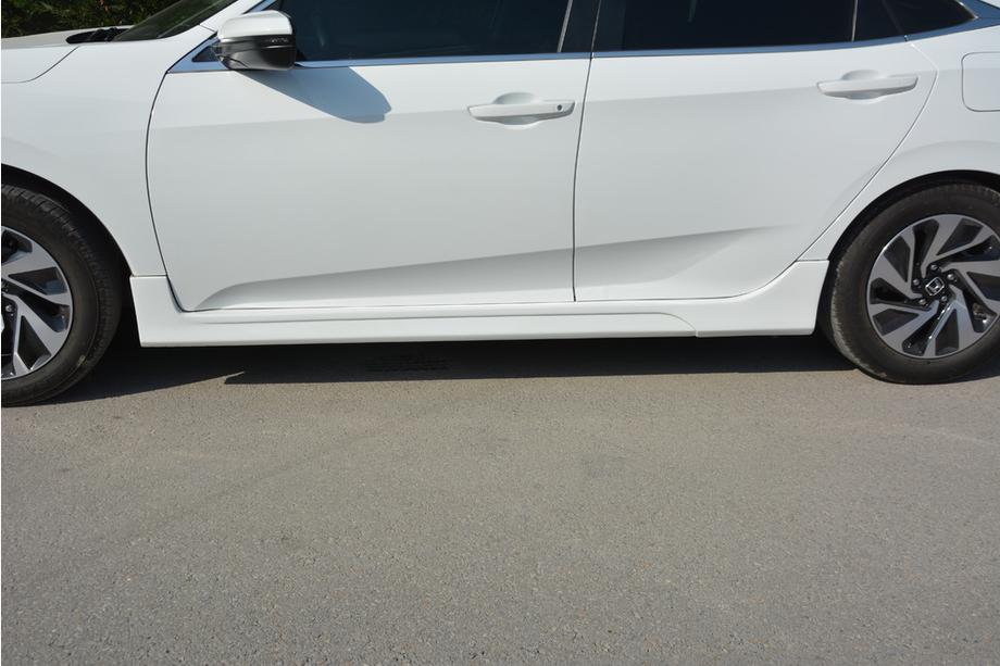 Honda Civic Sedan X 2016-2021 Faldones laterales (imprimados para pintar) Foto 3