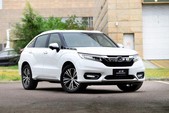 El examen crossover de Honda Avancier el modelo del año 2017
