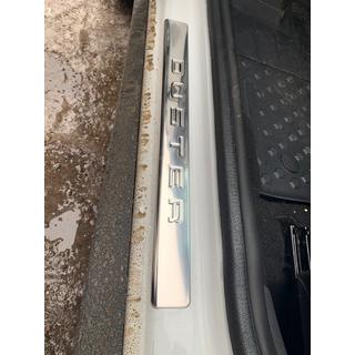 Protector de umbral OmsaLine (4 uds, acero inoxidable) Dacia Duster 2008-2018 foto 3