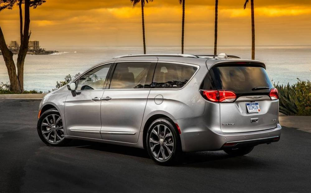 Examen de la minivan de Chrysler Pacifica