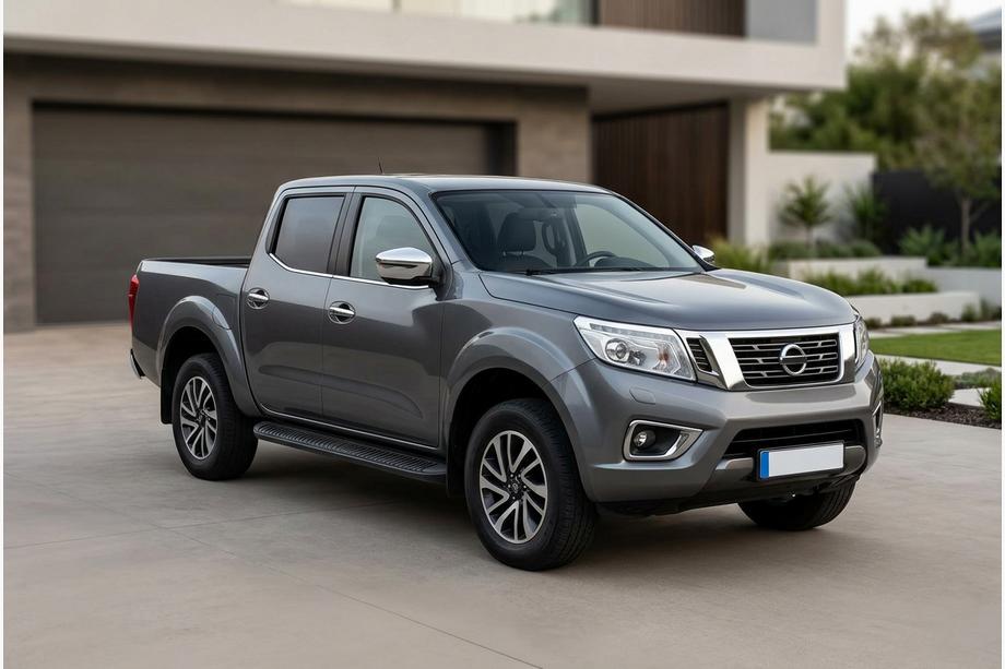 Nissan Navara/NP300 2016- Estribos Laterales Tayga Black (2 uds., Aluminio) Image
