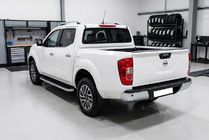 Nissan Navara/NP300 2016- Estribos Laterales Tayga Grey (2 uds., Aluminio) foto 1