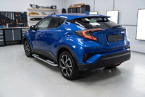 Toyota C-HR 2016-2023 Estribos Laterales Tayga V2 (2 uds., aluminio) foto 1