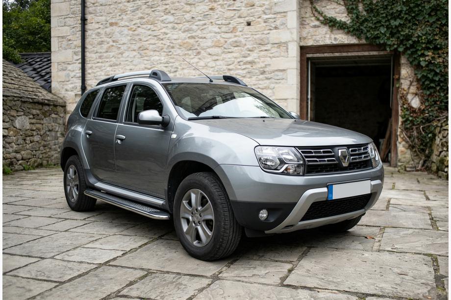Renault Duster 2008–2017 Estribos Laterales Maydos V2 (2 uds., Aluminio y Acero Inoxidable) Image