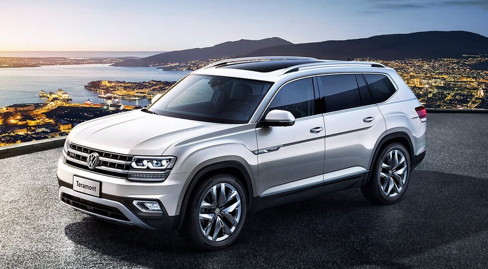 El examen de una camioneta Volkswagen Teramont