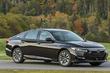 El examen de un sedán Honda Accord décima generación foto 5