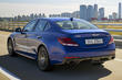 Revisión de lujo sedán Genesis G70 foto 2