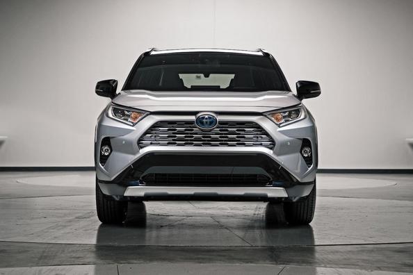 Toyota RAV4 2019 del modelo del año