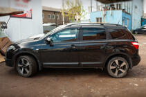 Nissan Qashqai 2007-2010 Deflectores de ventana con moldura cromada (4 uds, Niken) foto 4