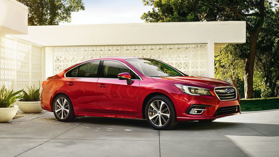 La berlina Subaru Legacy de la sexta generación