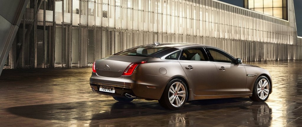 Premium sedán Jaguar XJ