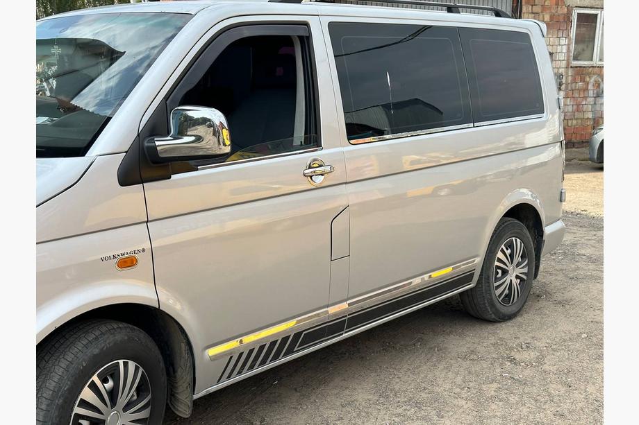 Volkswagen T5 Caravelle 2004-2010 Molduras inferiores de ventanas (6 piezas, acero inoxidable) Image