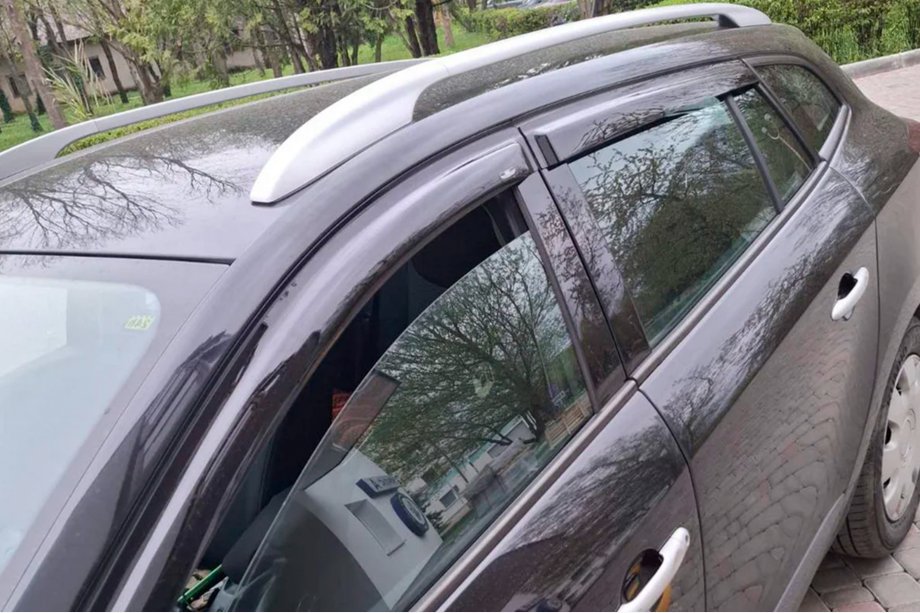 Renault Megane III 2009-2016 Deflectores de Ventana SW (4 uds, HIC) Image