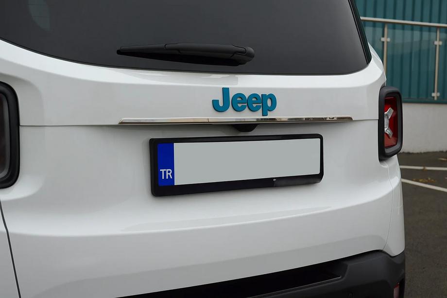 Jeep Renegade 2014- Moldura cromada sobre la matrícula (acero inoxidable) Image