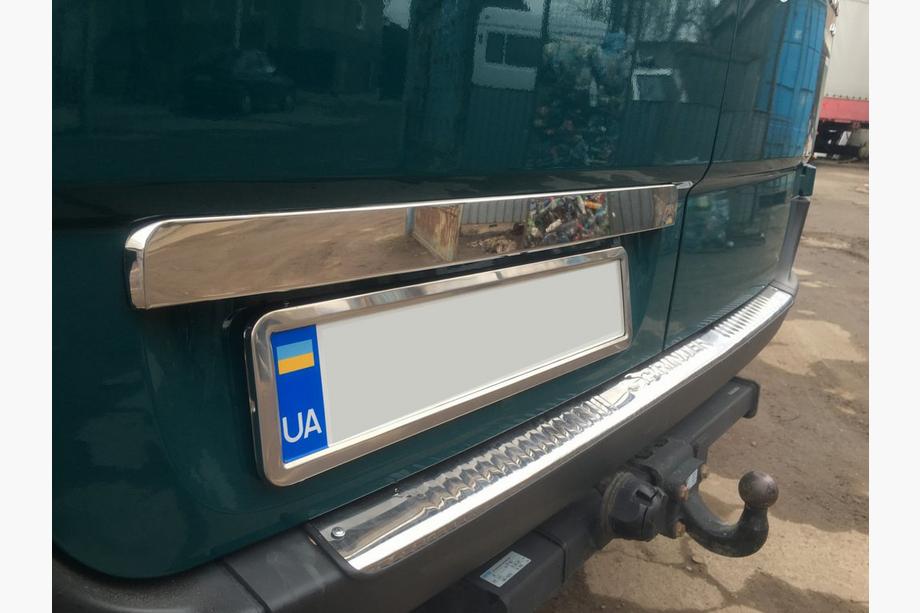 Mercedes Sprinter W906 2006–2018 Moldura de maletero sobre la matrícula BlackChrome (acero inoxidable) Image