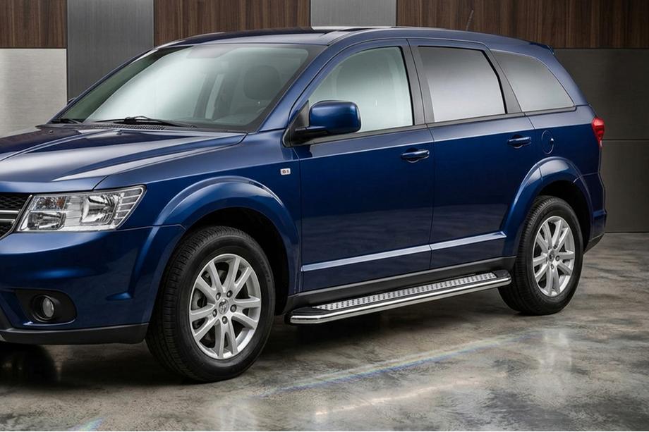 Fiat Freemont 2011-2016 Estribos Laterales Maydos V2 (2 uds., Aluminio y Acero Inoxidable) Image