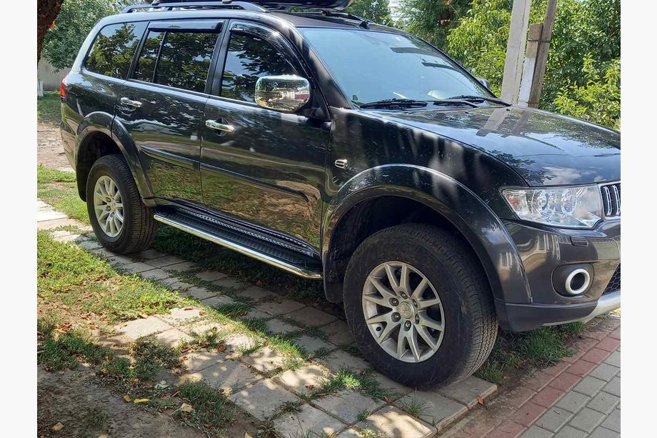 Mitsubishi L200 2006-2015 Estribos Laterales Maydos V2 (2 uds., Aluminio y Acero Inoxidable) Foto 9