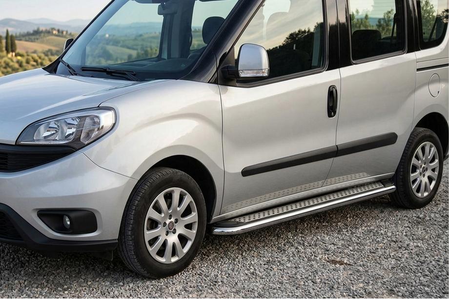 Opel Combo 2012-2018 Estribos Laterales Maydos V2 (2 uds., Aluminio y Acero Inoxidable) Base Maxi Image