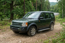 Land Rover Discovery III 2004–2009 Estribos Laterales Maydos V2 (2 uds., Aluminio y Acero Inoxidable) foto 1