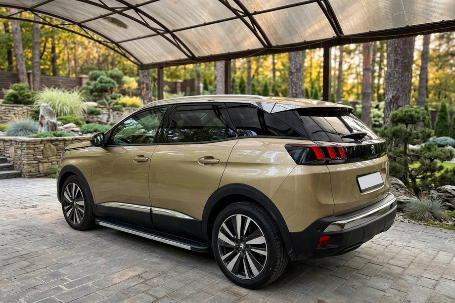 Peugeot 3008 2016-2023 Estribos Laterales Maya V1 (2 uds., Aluminio) Image