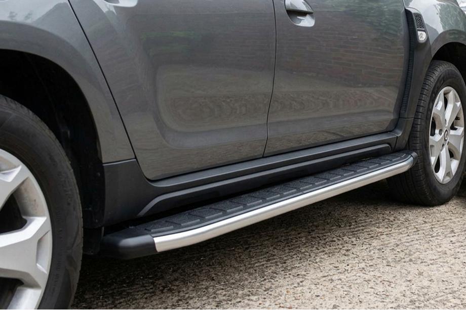 Renault Duster 2018-2024 Estribos Laterales Fullmond (2 uds., Aluminio) Image