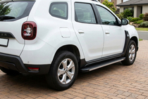 Renault Duster 2018-2024 Estribos Laterales Maya V1 (2 uds., Aluminio) foto 1