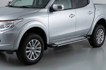Mitsubishi L200 2015-2024 Estribos Laterales Rainbow (2 uds., Aluminio) foto 1