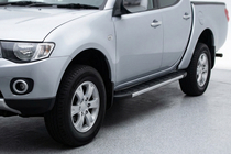 Fiat Fullback 2016- Estribos Laterales Duru (2 uds., Aluminio) foto 1