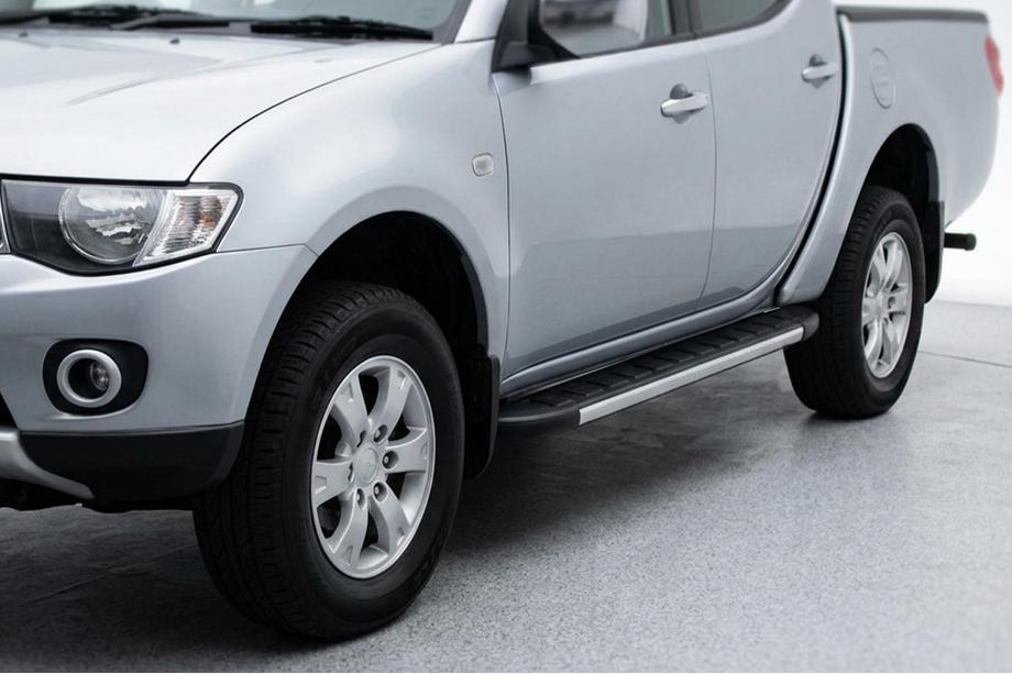 Fiat Fullback 2016- Estribos Laterales Duru (2 uds., Aluminio) Image