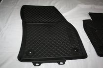 Volkswagen Tiguan 2016-2023 Alfombrillas de goma (4 uds., Original) foto 5