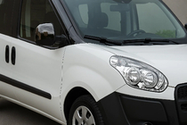 Fiat Doblo II 2010-2022 Cubiertas de Espejos Cromo Negro (2 uds., plastico) foto 1