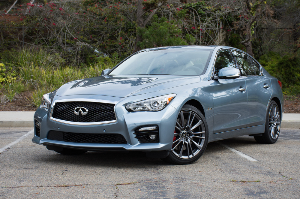 Premium sedán Infiniti Q50