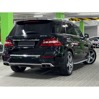 Kit de carrocería completo AMG ML63 foto 4