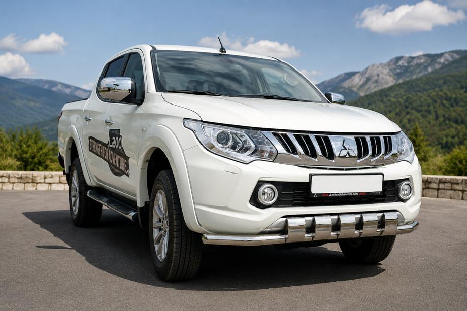 Mitsubishi L200 2015-2024 Defensa Delantera ST015 (Acero Inoxidable) Foto 1