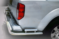 Nissan Navara 2006-2015 Protector Trasero AK003-Special (Acero Inoxidable) foto 1