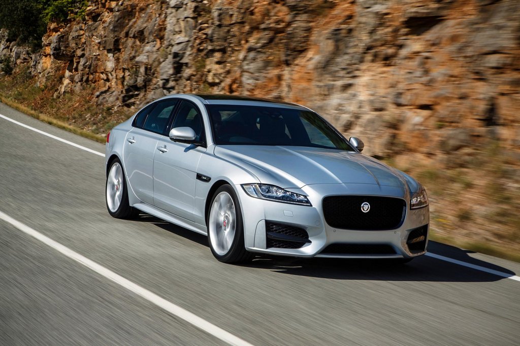 El examen de la berlina Jaguar XF de segunda generación