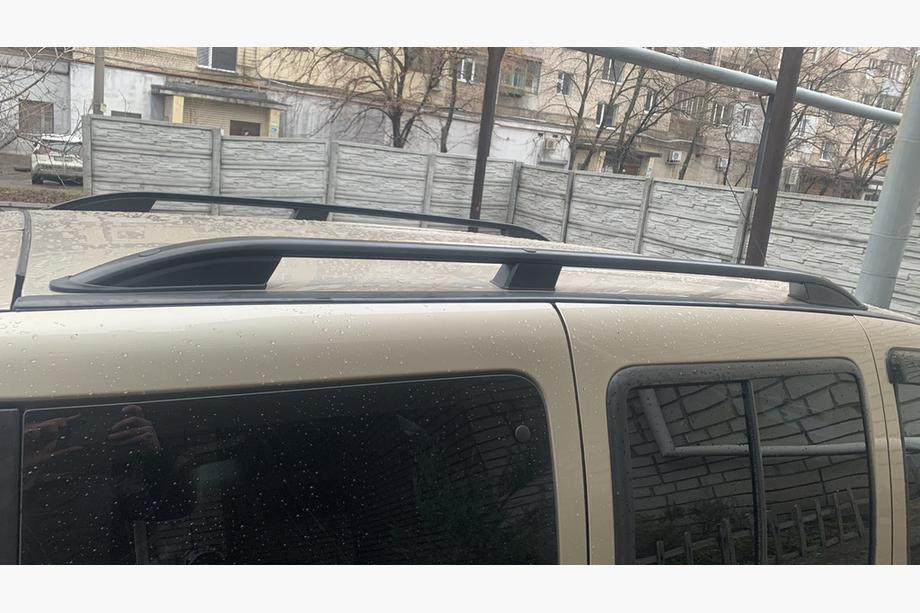 Fiat Doblo I 2001-2005 Barras de techo Skyport (negras) Image