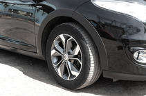 Renault Megane III 2009-2016 Aletines de aleta (8 uds, negros) Hatchback – Metal foto 5