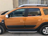 Renault Duster 2018-2024 Molduras inferiores de ventana acero inoxidable (4 uds) Carmos - Acero Inoxidable Turco foto 3
