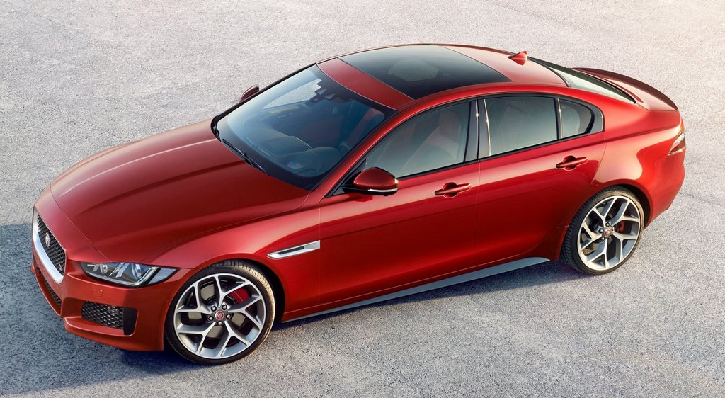 El examen de la berlina de Jaguar XE