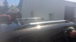 Kia Soul I 2008-2013 Barras de techo cromadas (pies de plastico, instalacion con adhesivo) foto 2