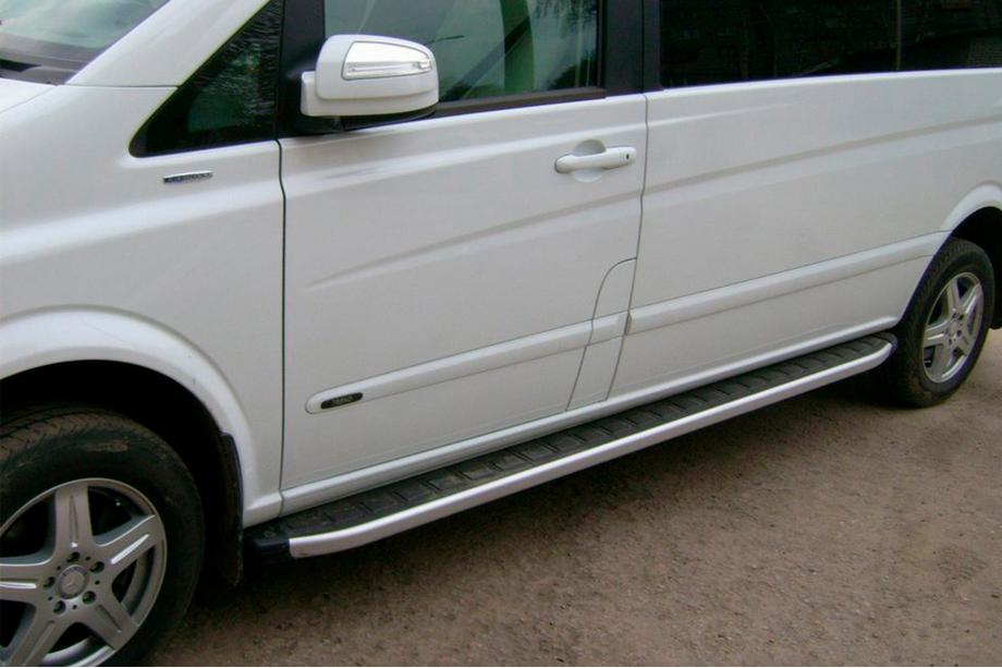 Mercedes Viano 2004-2014 Estribos laterales Alliance (2 uds., aluminio) Image