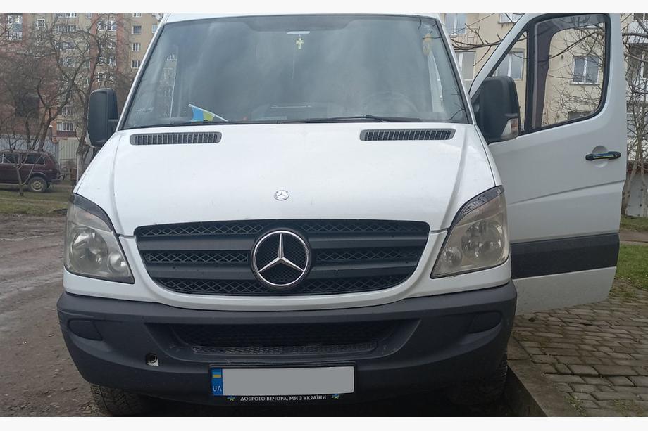 Mercedes Sprinter W906 2006–2018 Pestañas Faros Rectas (negras, ABS, 2006-2013) Foto 4