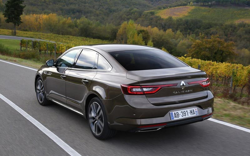 El examen de la berlina Renault Talisman