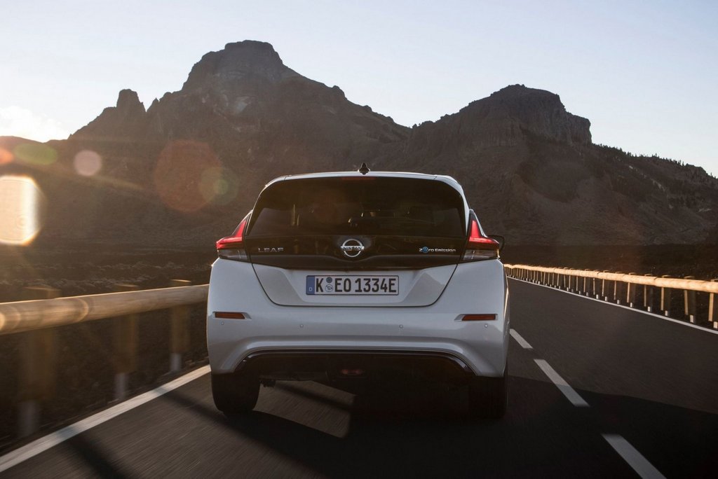 Eléctrico introducido en el Nissan Leaf de segunda generación