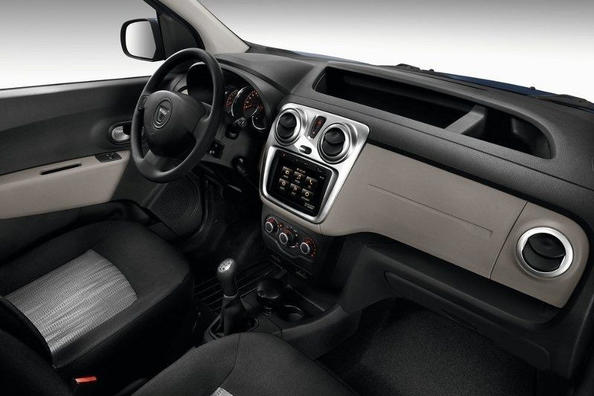 Revisión del MPV compacto Dacia Dokker Foto 4
