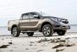Examen de la parte trasera de la camioneta Mazda BT-50 foto 2